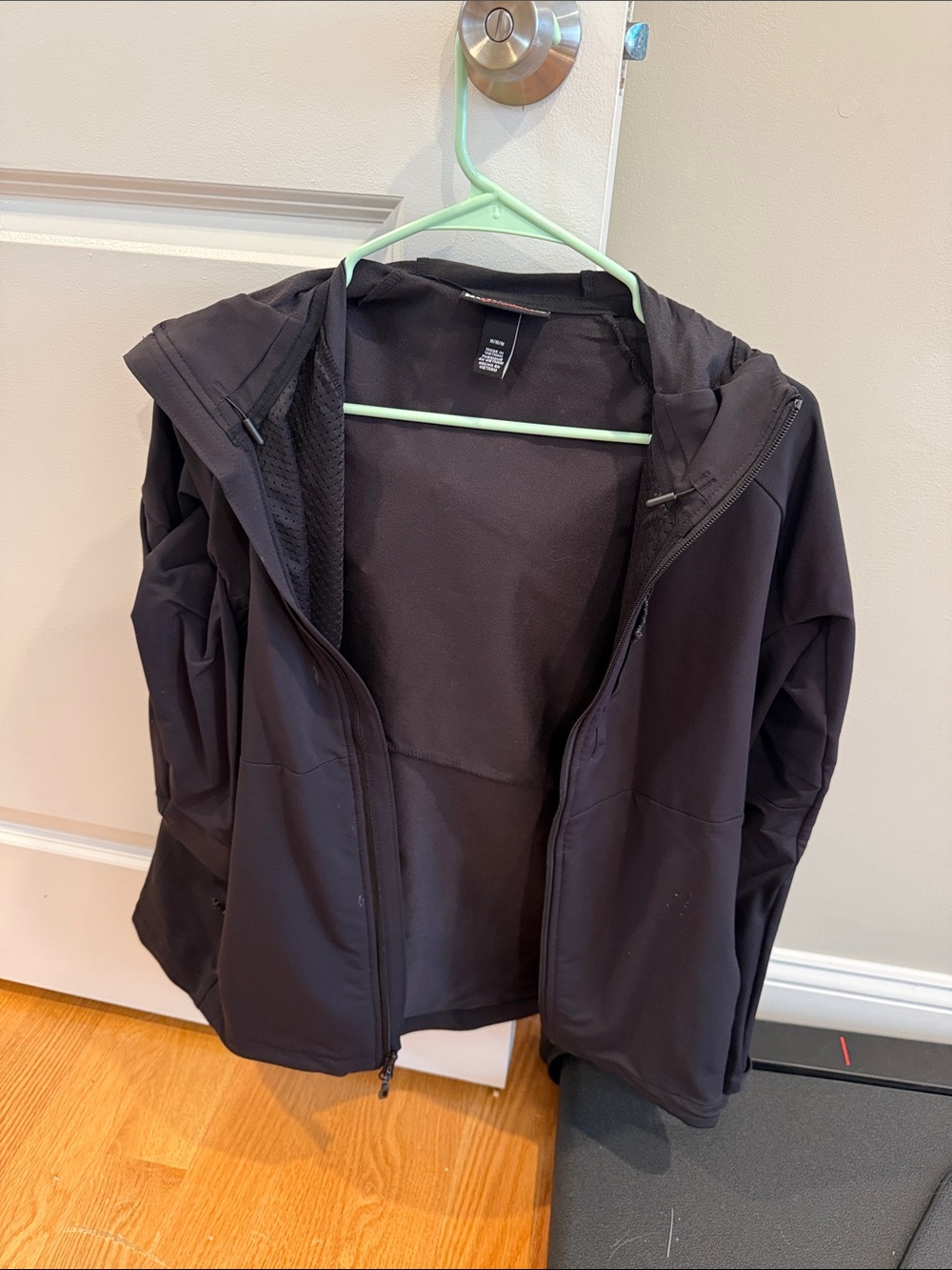 Women’s Kirkland signature medium black shell hooded jacket